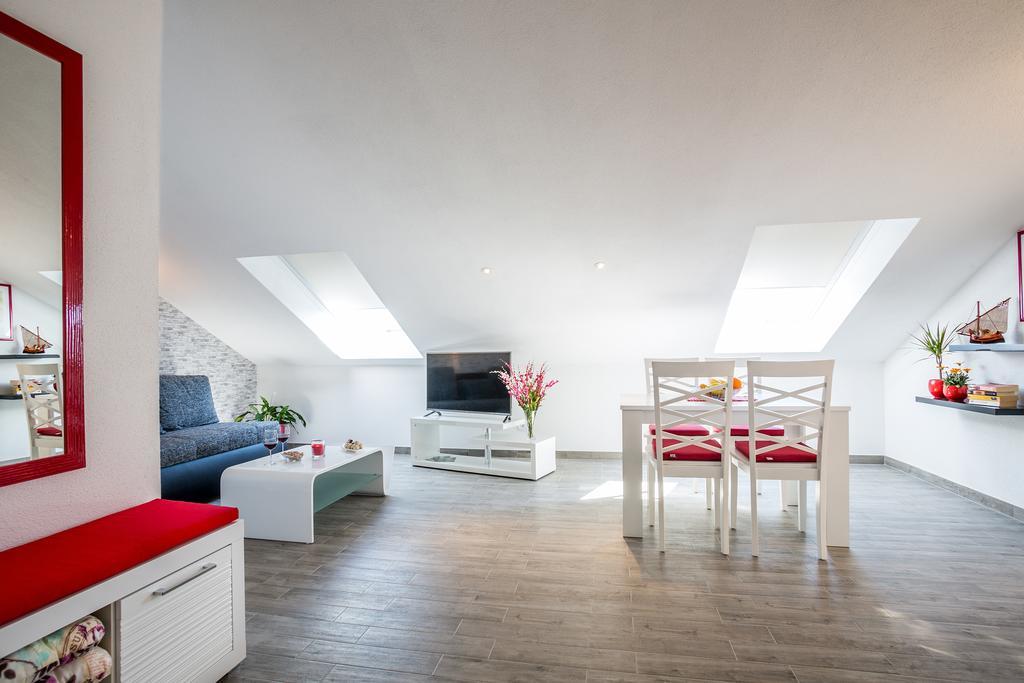 Apartments House Durdica Bol Room photo